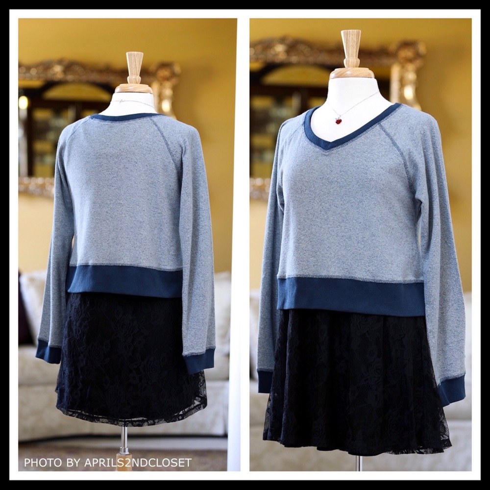 V-NECK PULLOVER OVERSIZED SWEATSHIRT CROP TOP - Picture 3 of 8
